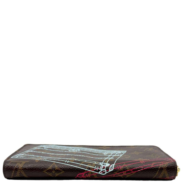 LOUIS VUITTON Christmas Animation Monogram Canvas Zippy Wallet Brown