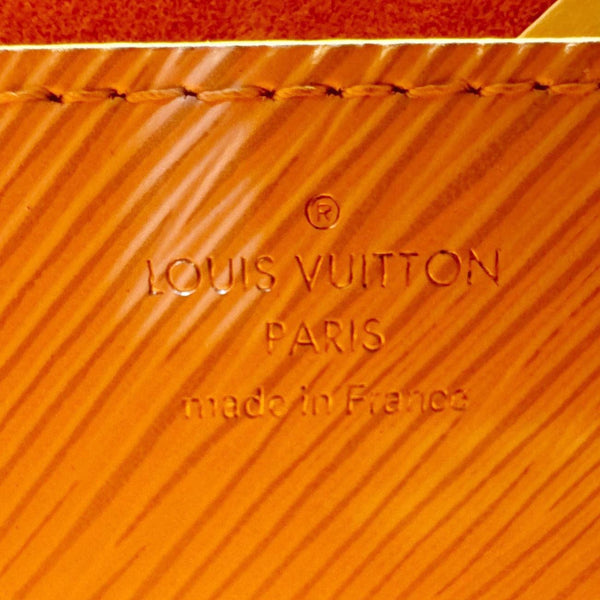 LOUIS VUITTON Twist PM Epi Leather Crossbody Bag White