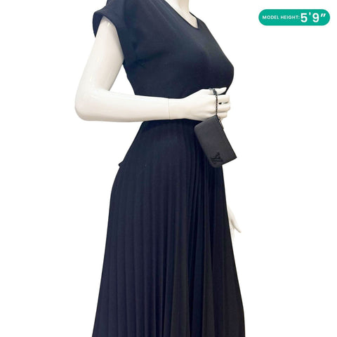 LOUIS VUITTON LV Aerogram Leather Key Pouch Black