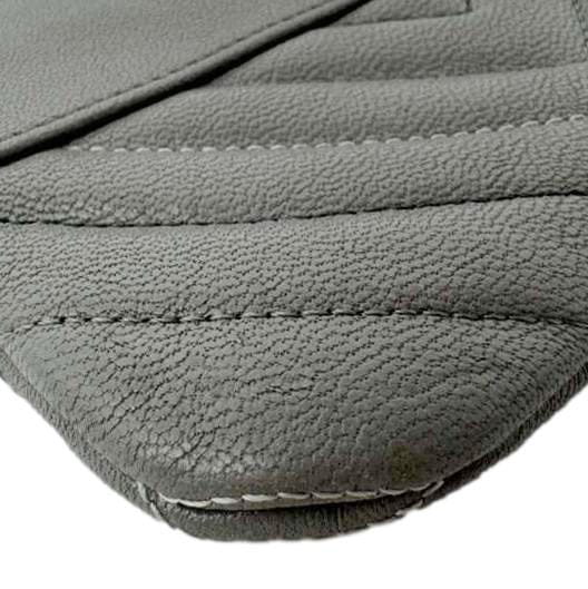 CHANEL Mademoiselle Small Vintage Leather Cosmetic Case Grey