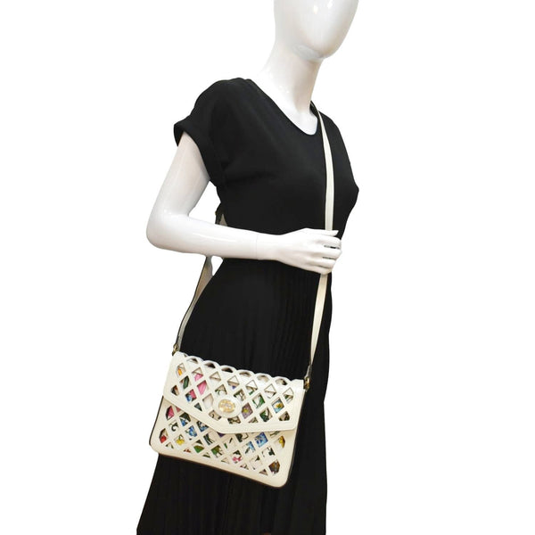 GUCCI Cutout Medium Floral Canvas Shoulder Bag White 550138