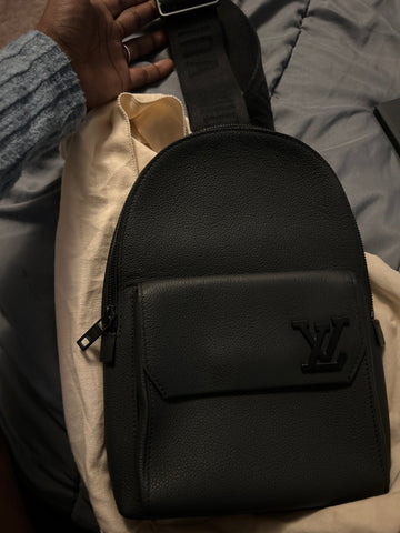 54015-SYB Louis Vuitton Pilot Sling Backpack