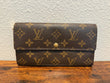 56357-SYB Louis Vuitton Monogram Sarah Wallet
