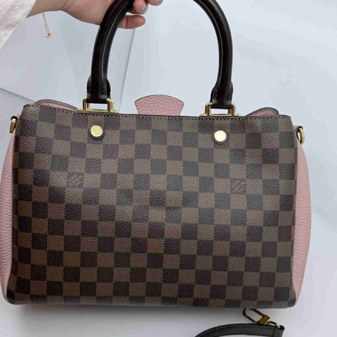 413696-DDH Louis Vuitton Damier Ebene Cuir Taurillon Brittany