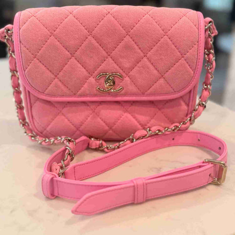 413040-DDH Chanel Denim Messenger Flap Bag