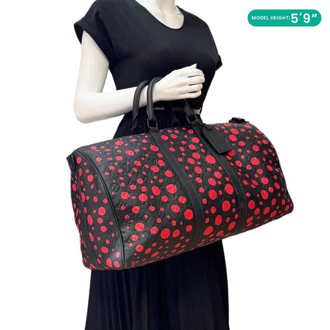 LV x Kusama Keepall 50 Monogram Travel Bag Black - Model Carying