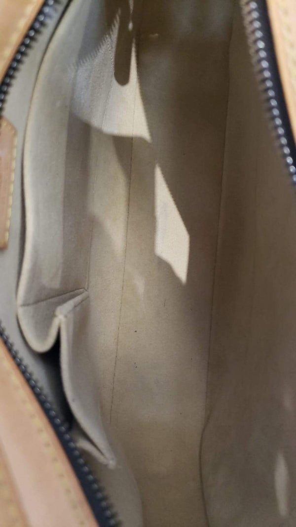 Louis Vuitton Hudson GM Monogram Canvas Interior Bag