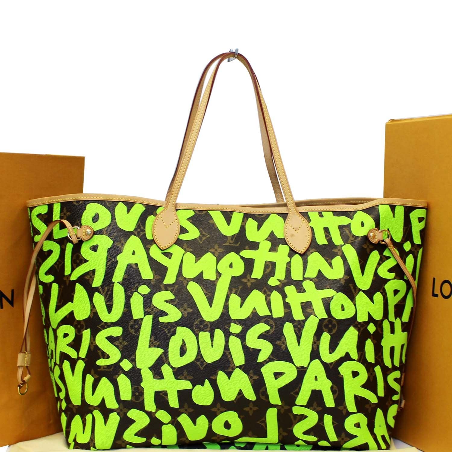 Louis Vuitton graffiti bag charm Green Gold hardware Gold-plated