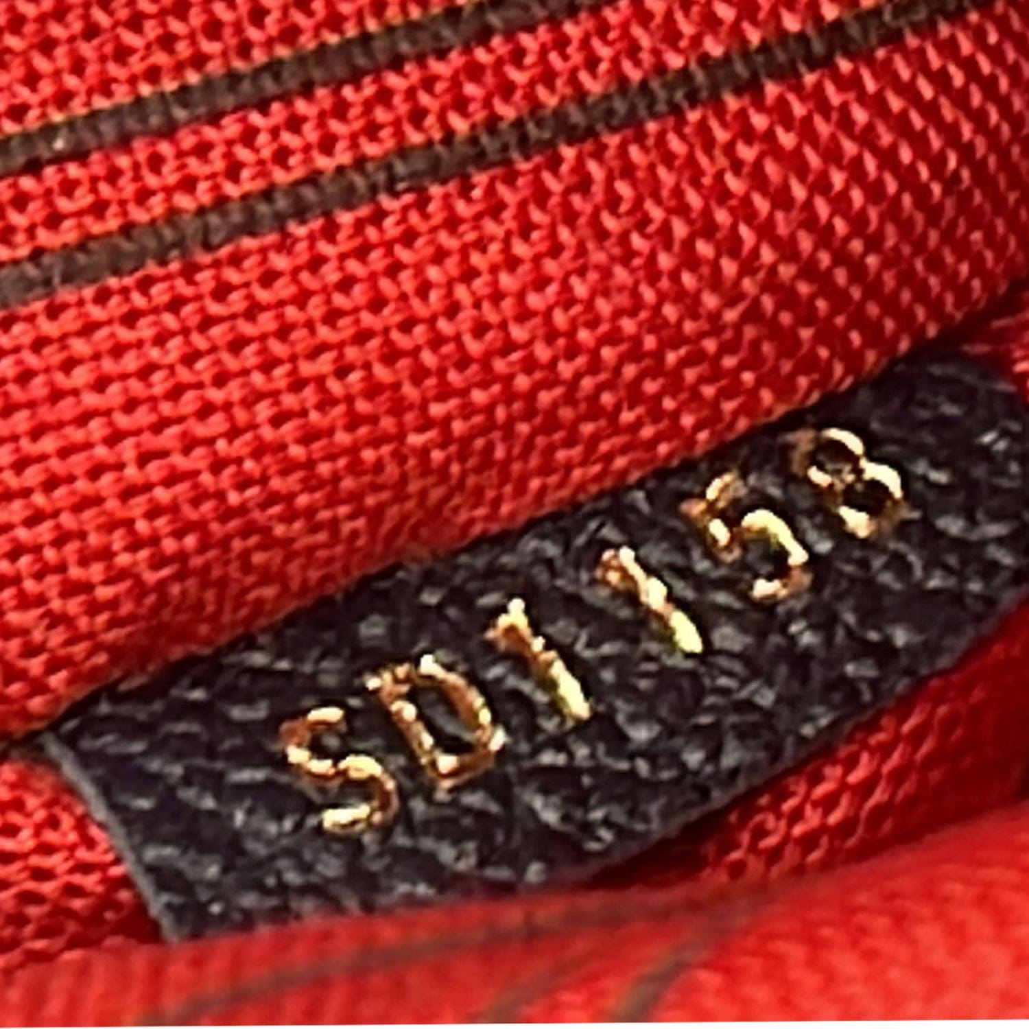 Metis cloth handbag Louis Vuitton Multicolour in Cloth - 29019788