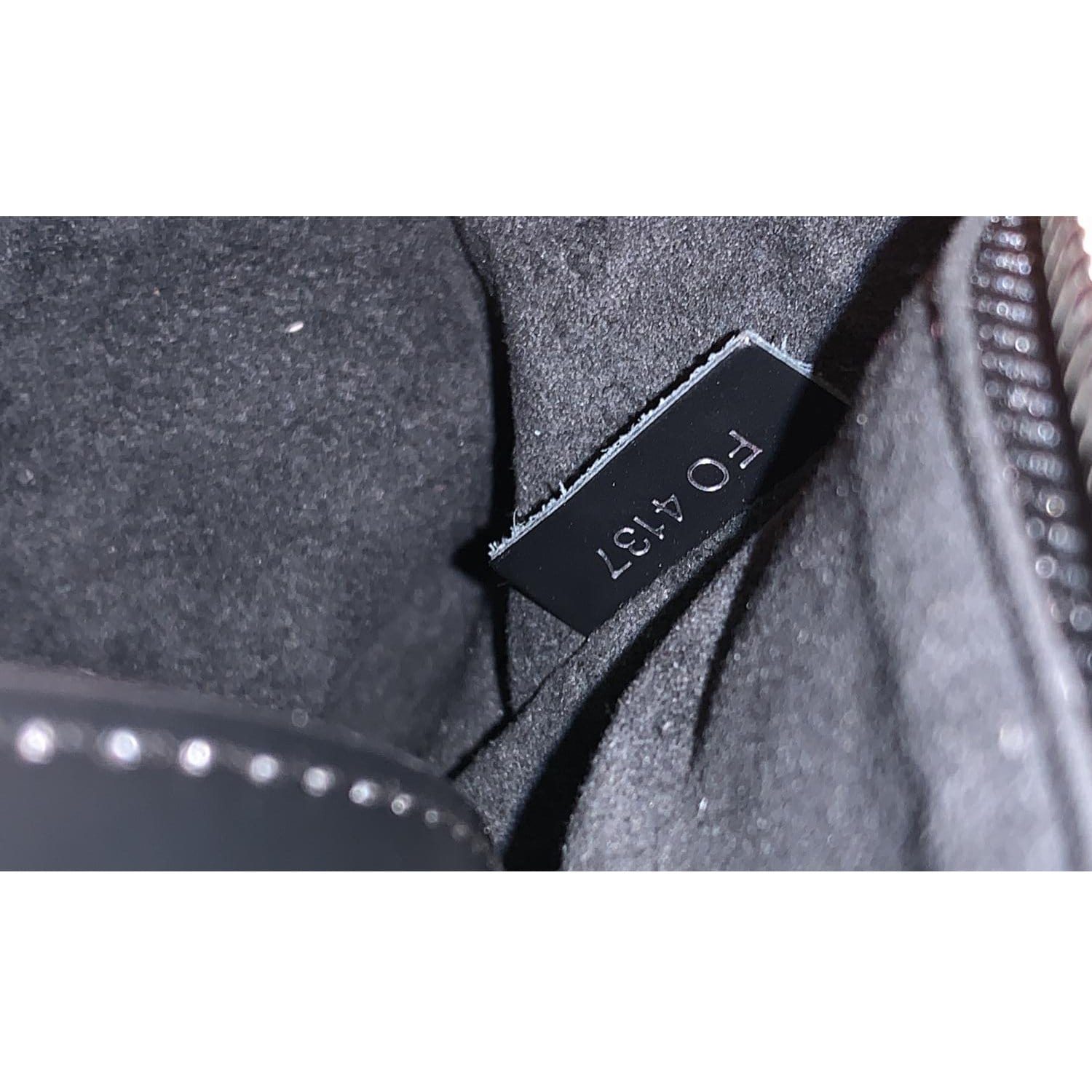 Louis Vuitton Kleber Handbag 344453