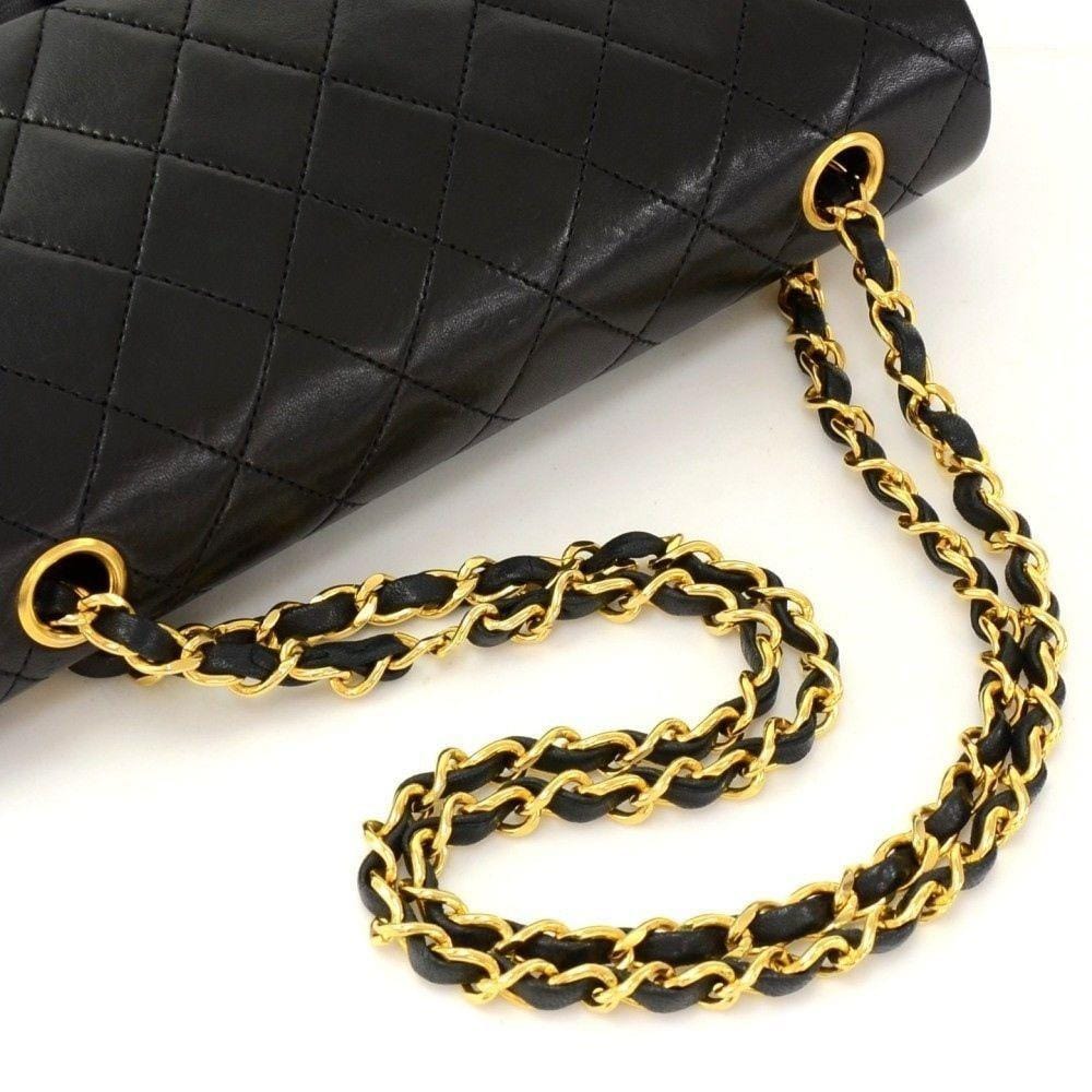 Chanel Vintage Black Lambskin 2.55 Chain Classic Flap Bag ○ Labellov ○ Buy  and Sell Authentic Luxury