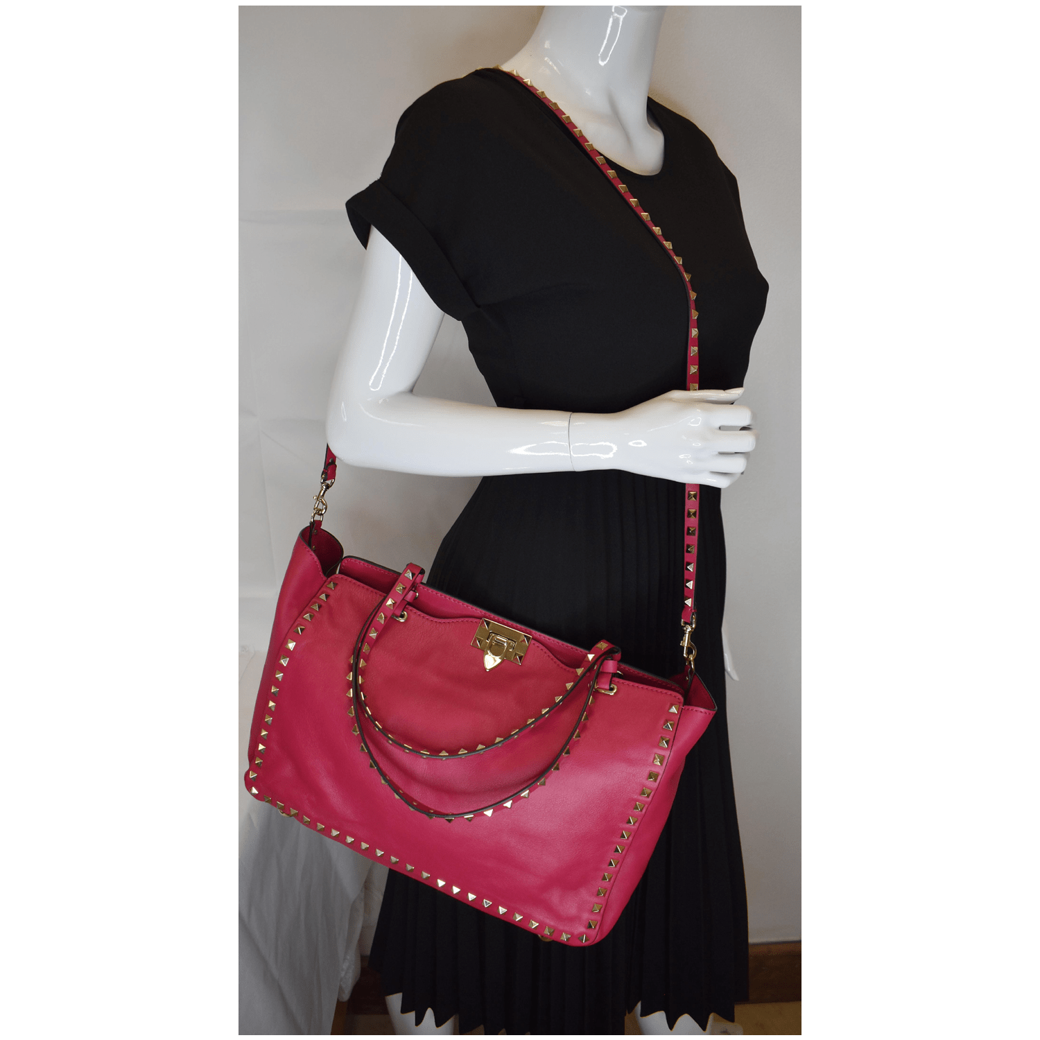 VALENTINO Leather Medium Tote Shoulder Bag Pink