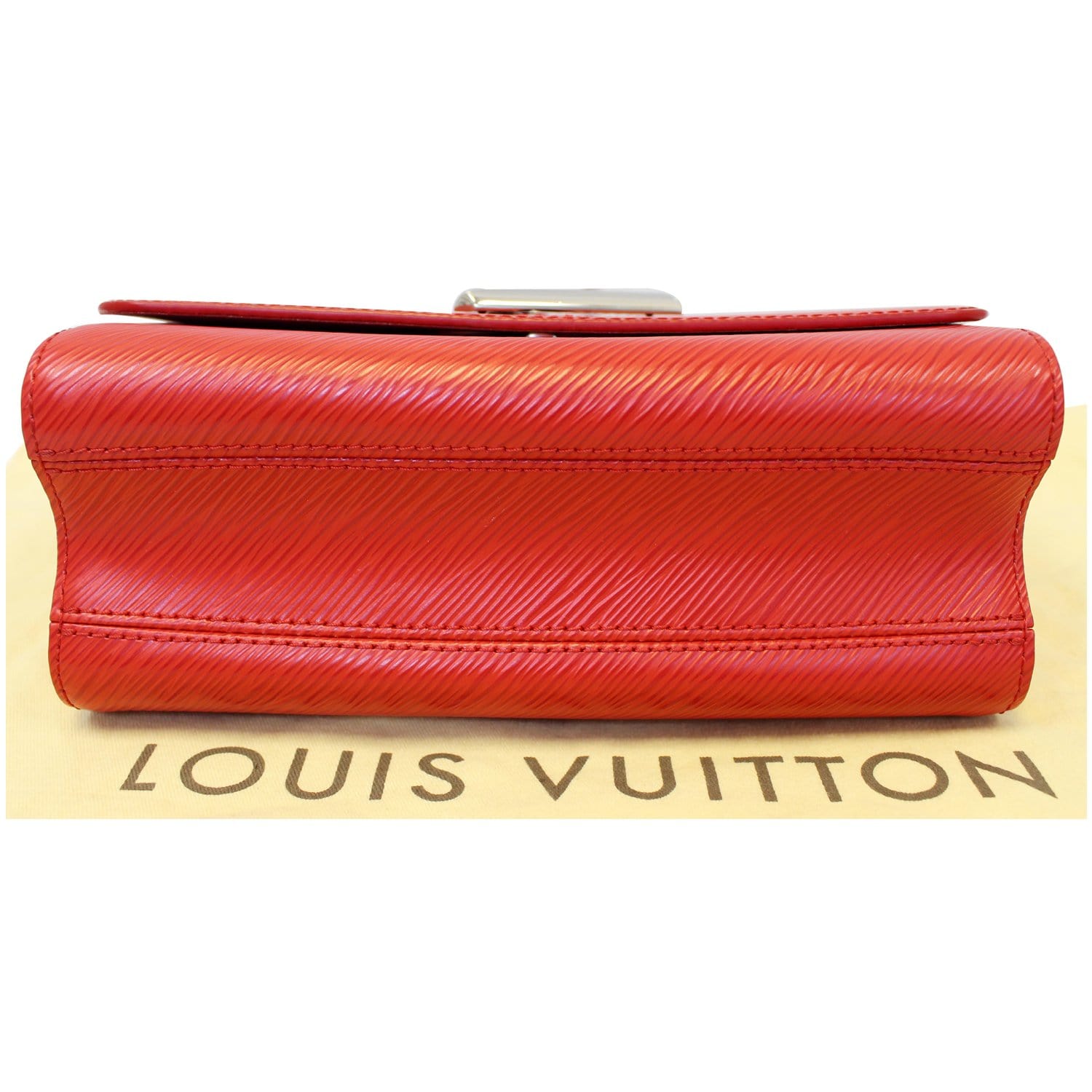 Twist leather handbag Louis Vuitton Red in Leather - 25106135