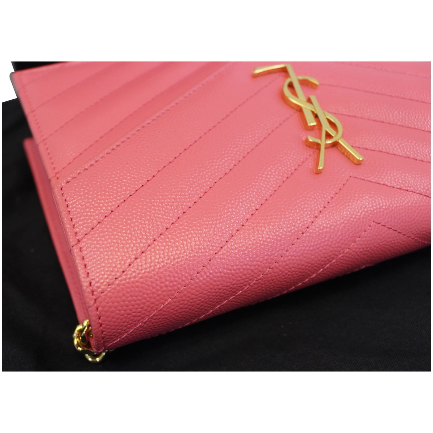 Saint Laurent Monogram Matelasse Envelope Wallet on Chain - Neutrals  Crossbody Bags, Handbags - SNT280481
