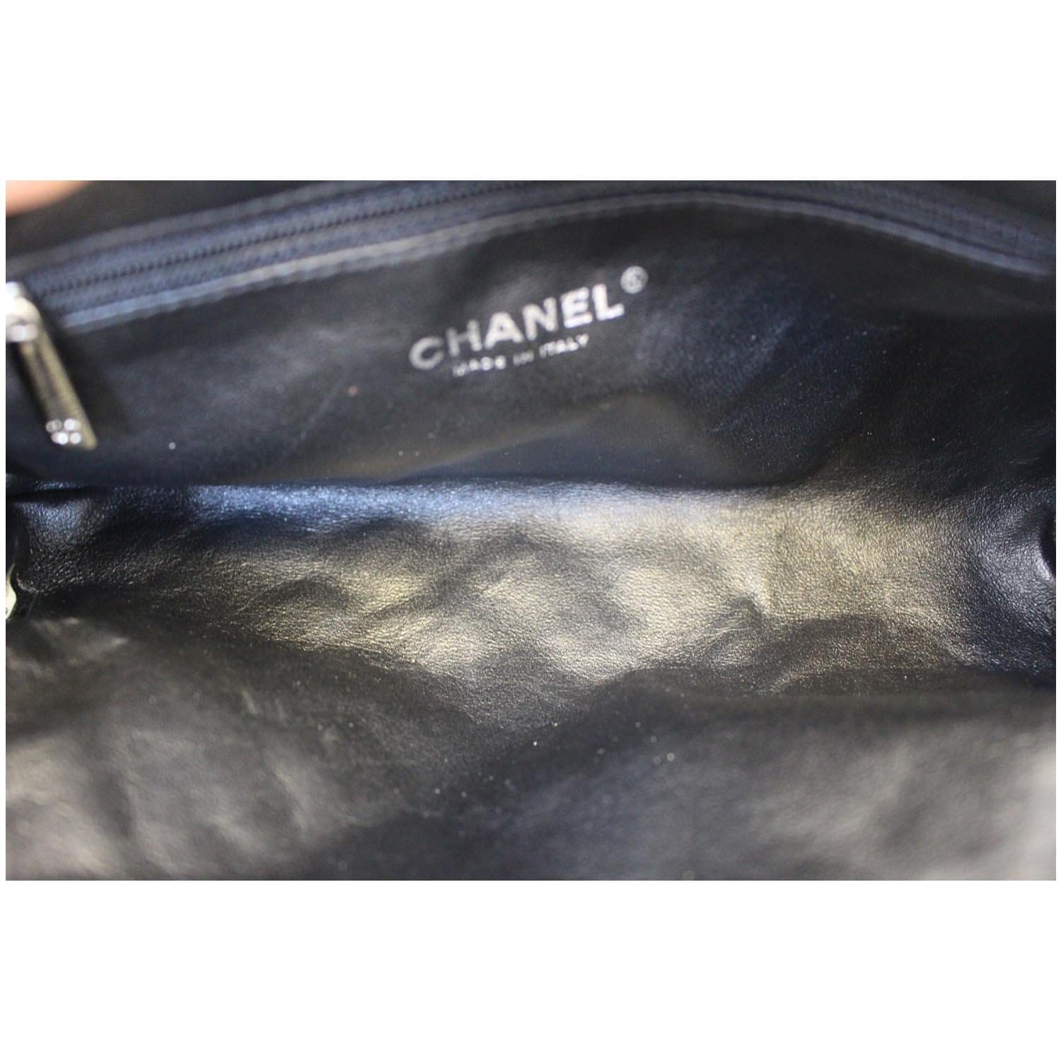 Timeless/classique leather clutch bag Chanel Black in Leather - 36465595