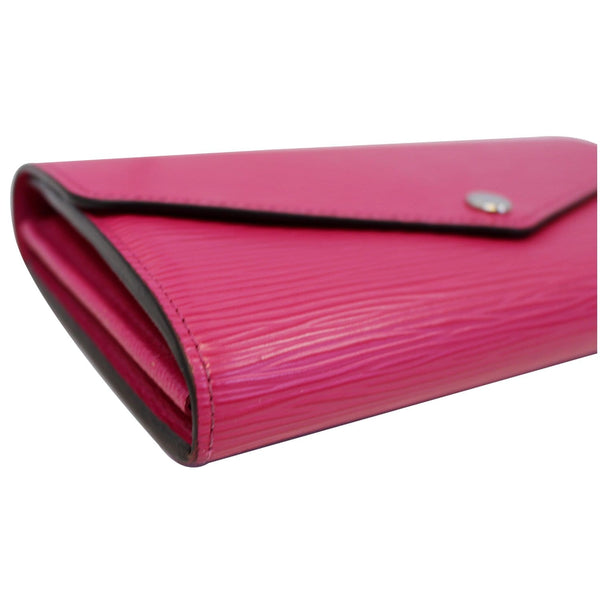 Louis Vuitton Sarah Epi Leather Wallet in Pink - side view