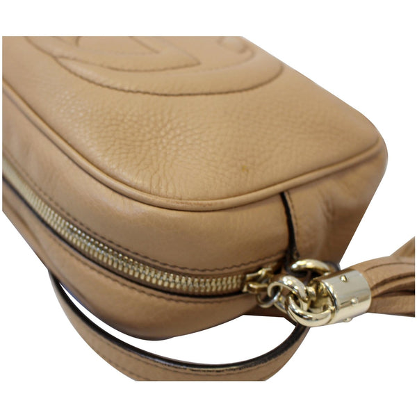 GUCCI Soho Disco Pebbled Leather Small Crossbody Bag Beige 308364-US