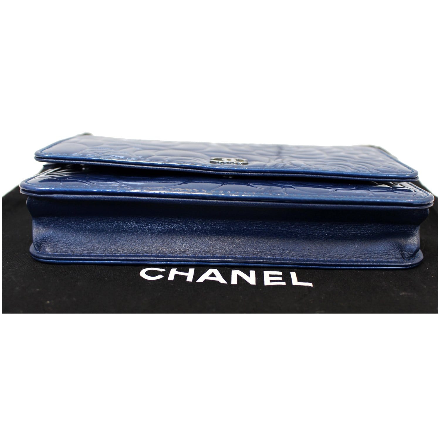 Chanel used wallet camellia - Gem