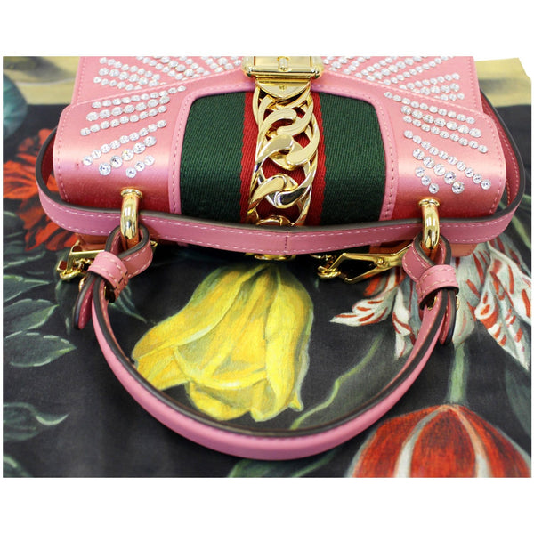Gucci Shoulder Bag Mini Sylvie Satin Crystal Peony - strap