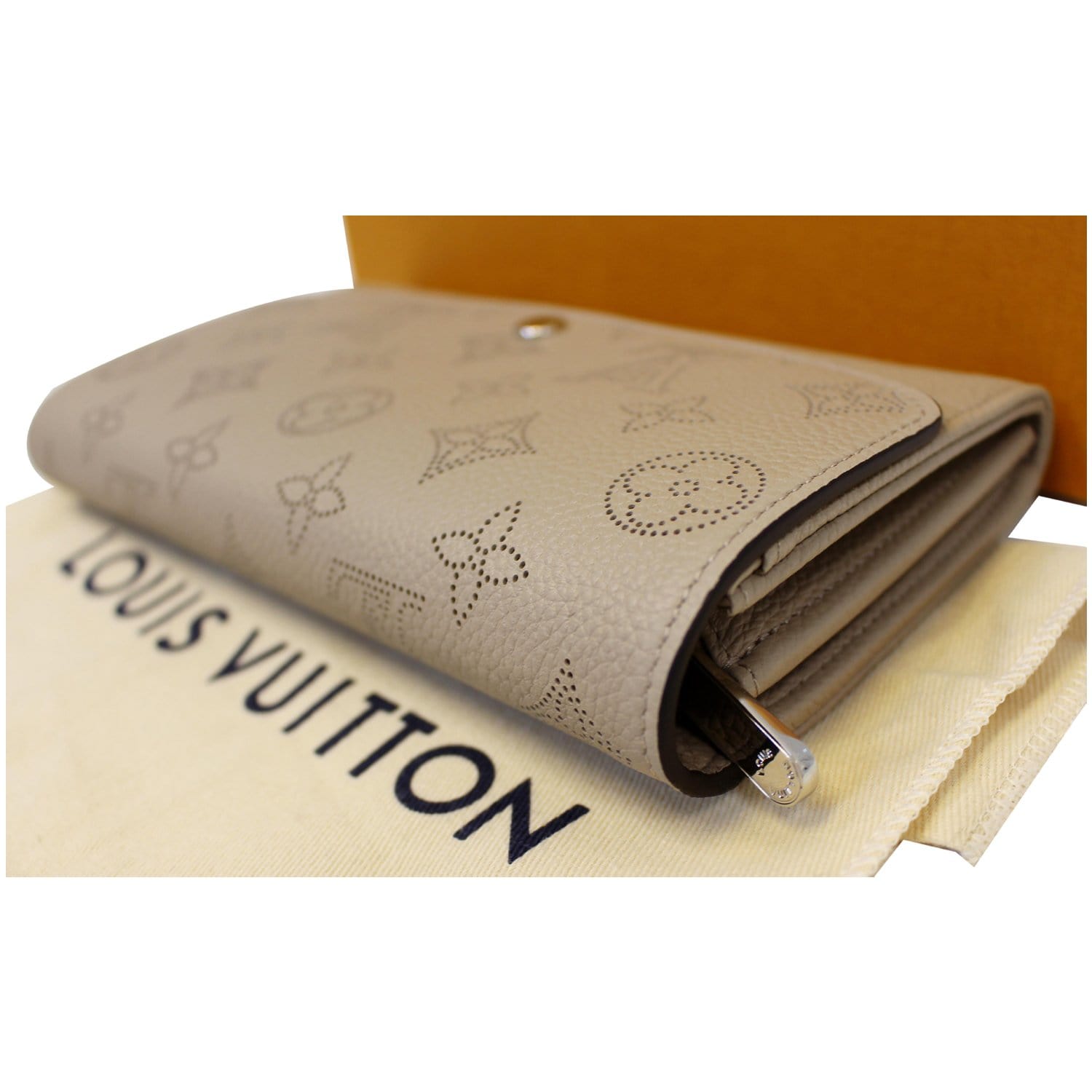 Louis Vuitton Mahina Monogram Portefeuille Iris Wallet – Mills Jewelers &  Loan