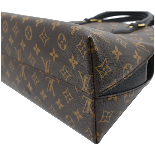 Louis Vuitton Alma B'N'B Monogram Canvas bag - used corner