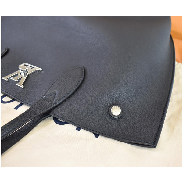 Louis Vuitton Lockme Go Leather Shoulder Tote Bag - leather stuff