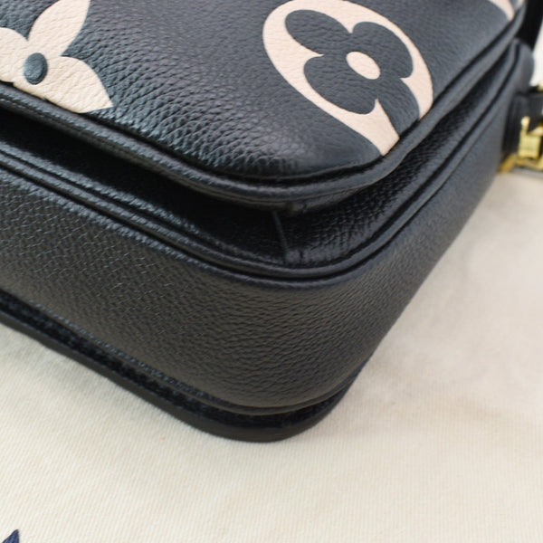LOUIS VUITTON Metis Pochette Bicolor Empreinte Leather Crossbody Bag Black