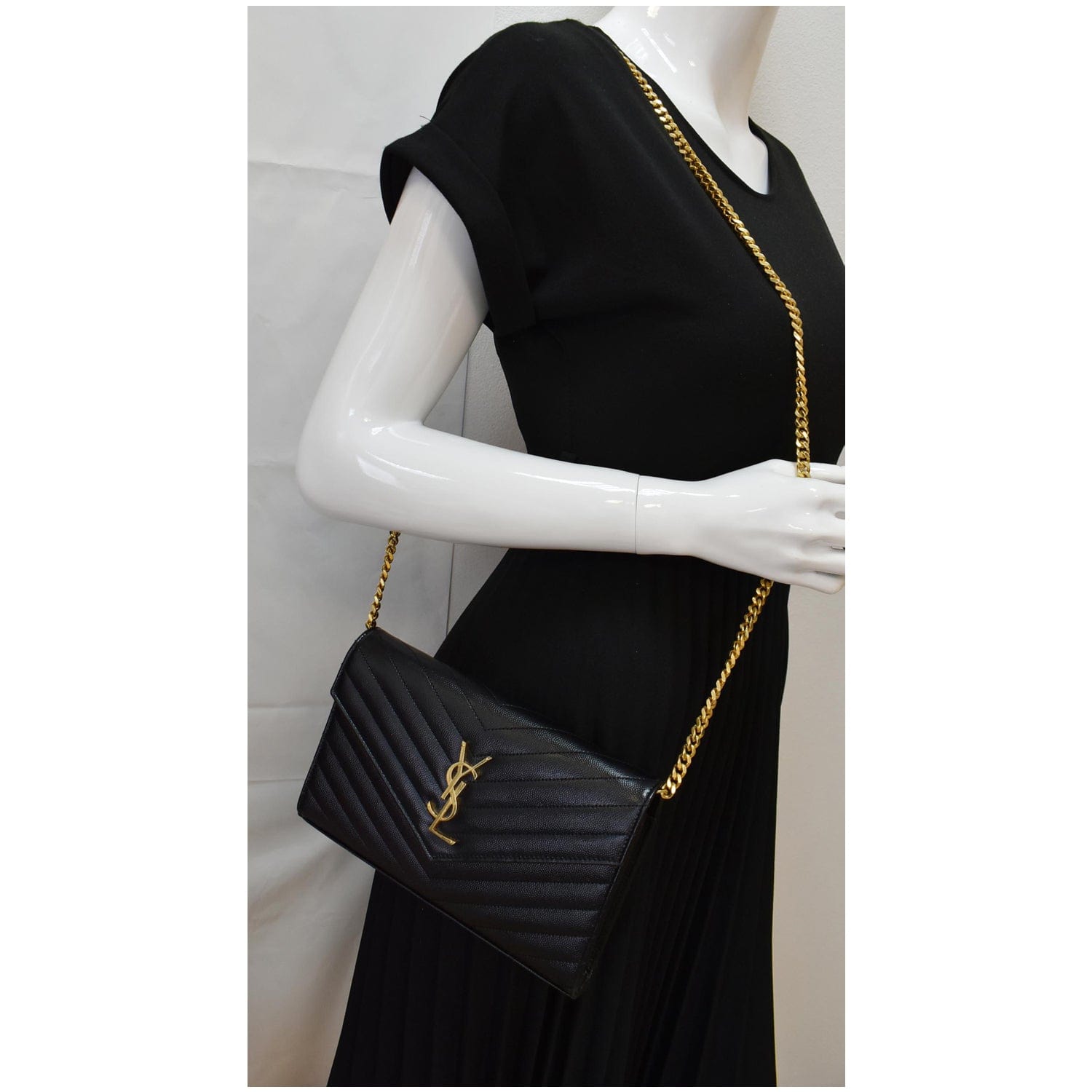 Black Yves Saint Laurent Wallet on a chain crossbody Handbag :  r/Highqualityreplica