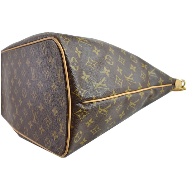 Louis Vuitton Palermo GM Shoulder Bag bottom corner