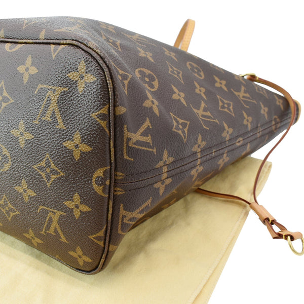 LOUIS VUITTON Neverfull MM Monogram Canvas Tote Bag Brown