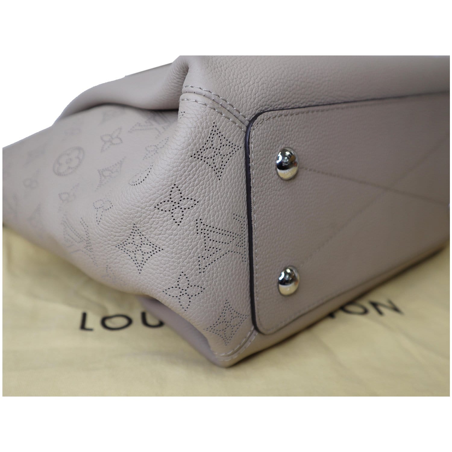 Louis Vuitton Monogram Haumea Mahina Leather M55030 - Magnolia