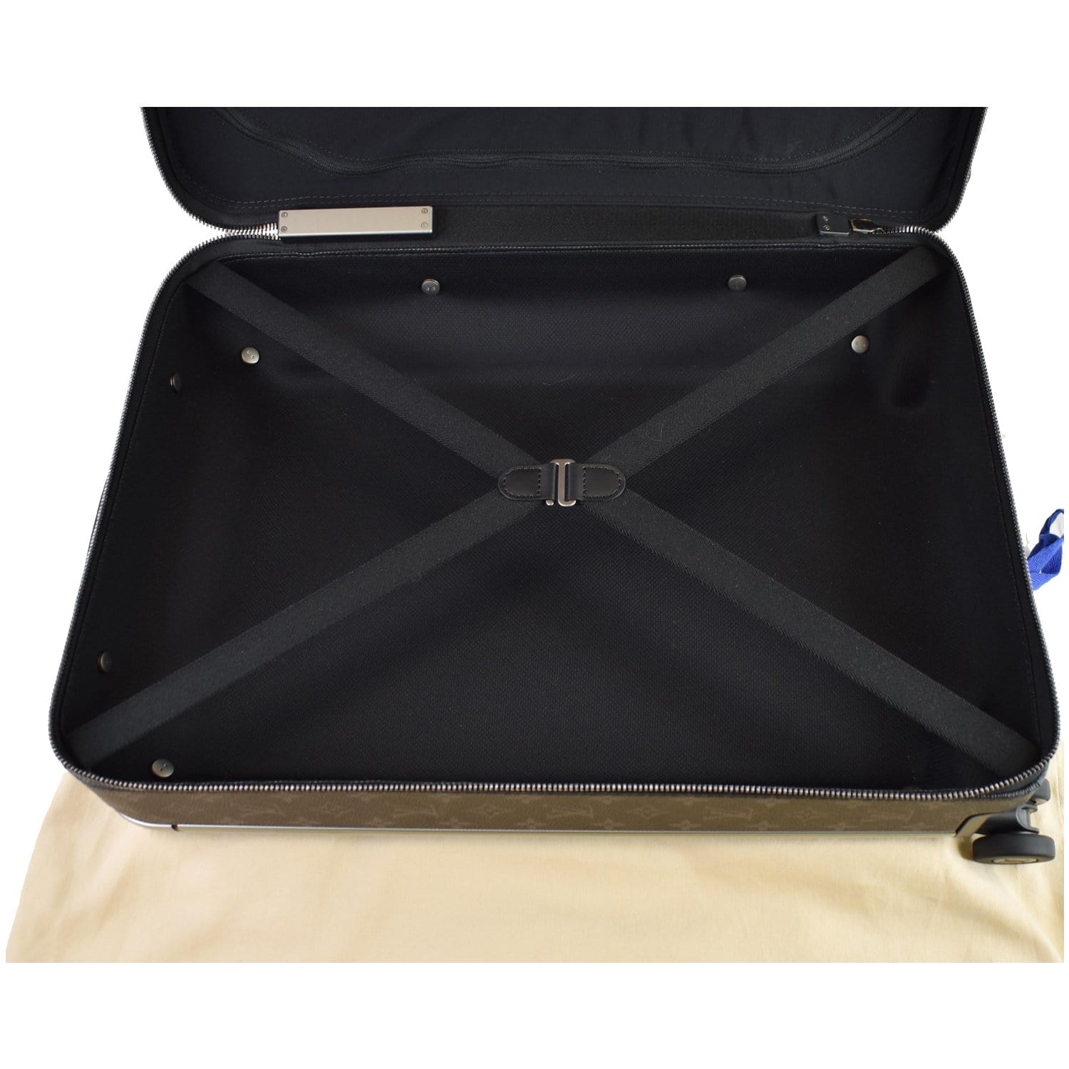 Louis Vuitton Eclipse Horizon 55 suitcase 14145 Black/Gray Men's Monogram  Canvas Carry Bag M23002 LOUIS VUITTON Used – 銀蔵オンライン