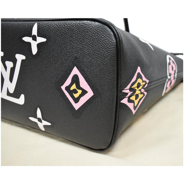 Louis Vuitton Neverfull MM Wild At Heart Monogram Giant Tote Bag Black