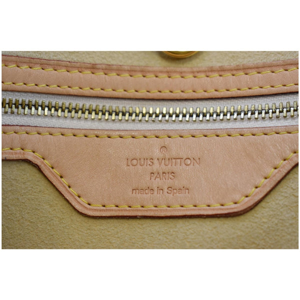 Louis Vuitton Hampstead MM Shoulder Bag made in Spain