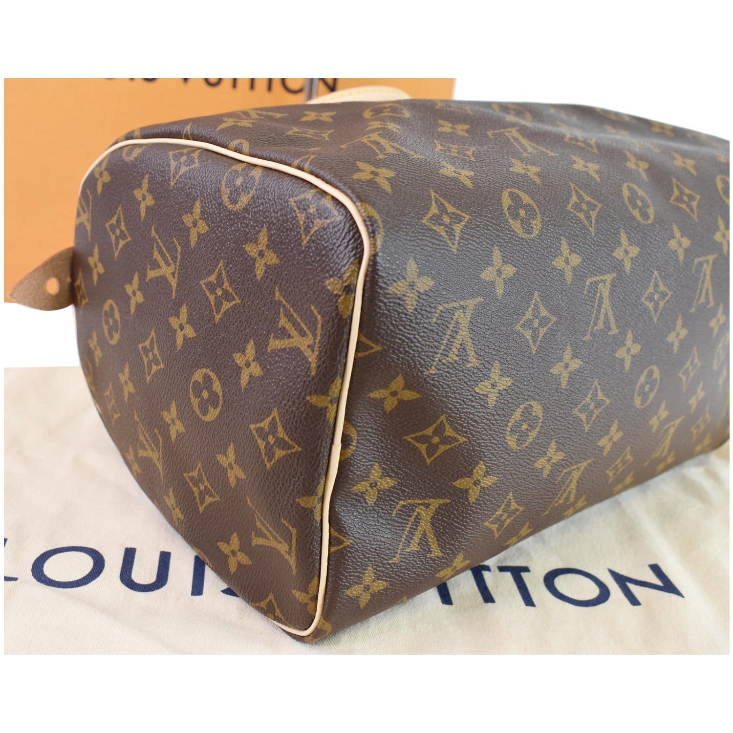 Speedy leather handbag Louis Vuitton Brown in Leather - 31017186