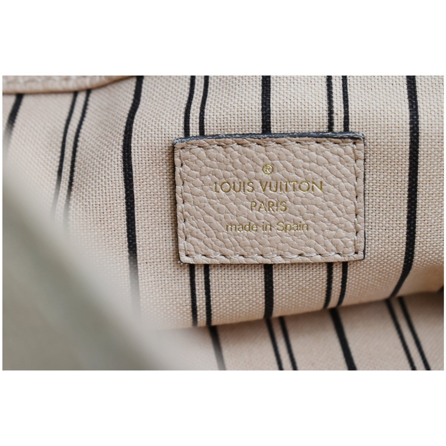 Louis Vuitton Dune Monogram Empreinte Leather Artsy MM Bag - Yoogi's Closet
