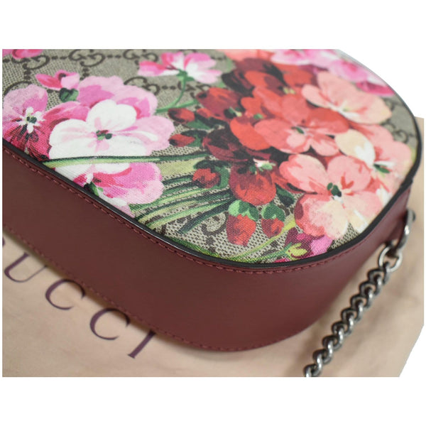 GUCCI GG Supreme Monogram Blooms Print Mini Chain Crossbody Bag Beige