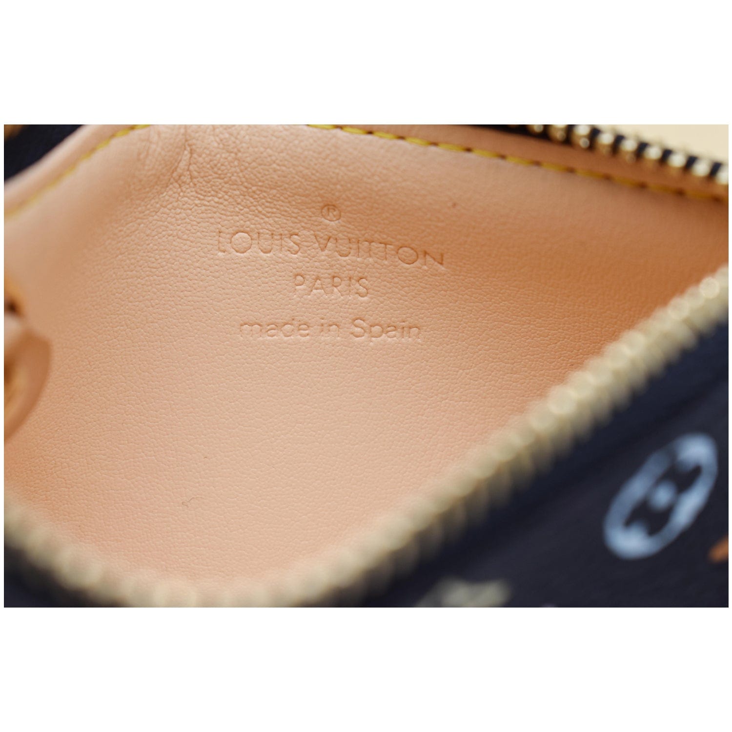 Louis Vuitton Key Pouch Pochette 872282 Perle Coin Purse Cles