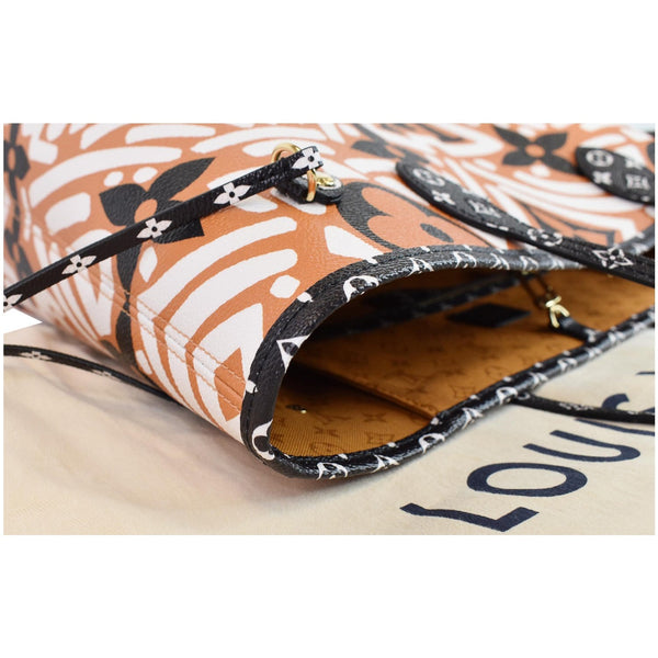 LOUIS VUITTON Neverfull Crafty MM Monogram Gaint Canvas Tote Bag Caramel