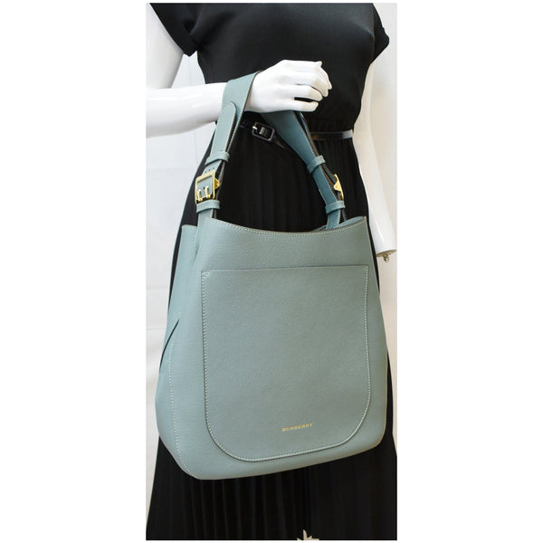 Preloved Burberry Bucket Leather Shoulder Bag Blue