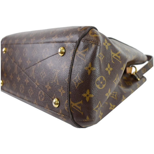 Louis Vuitton Montaigne GM Shoulder Bag bottom studs