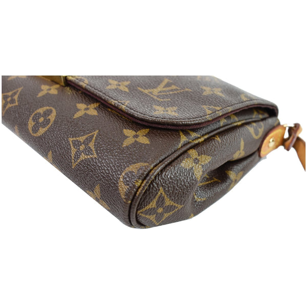 LOUIS VUITTON Favorite MM Monogram Canvas Crossbody Bag Brown