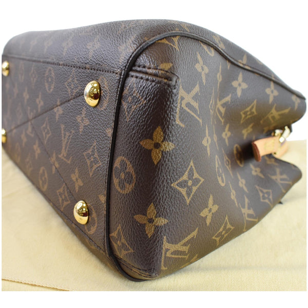LOUIS VUITTON Montaigne MM Monogram Canvas Shoulder Bag Brown