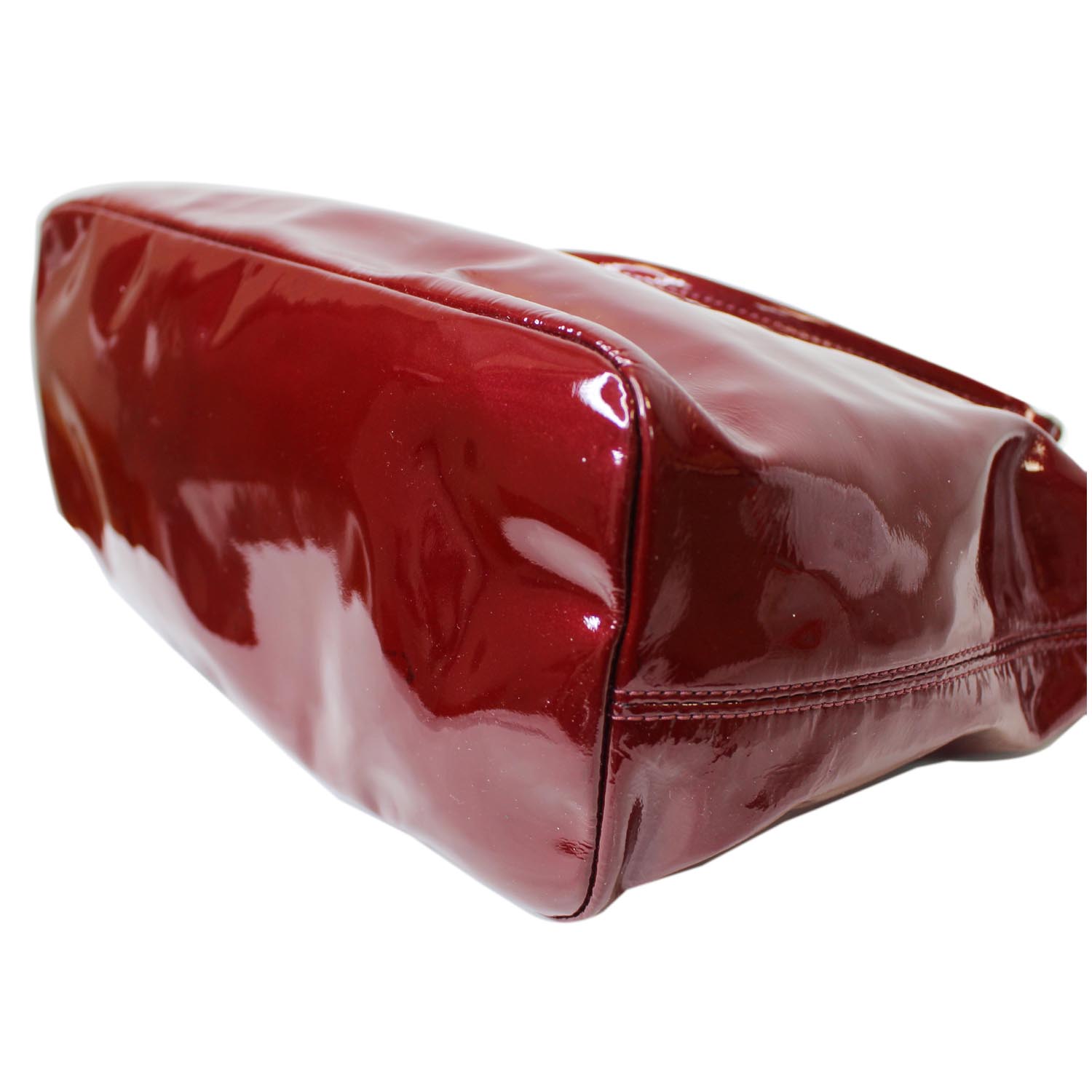 Louis Vuitton Red Patent leather Handbag  Patent leather handbags, Red patent  leather handbag, Leather handbags