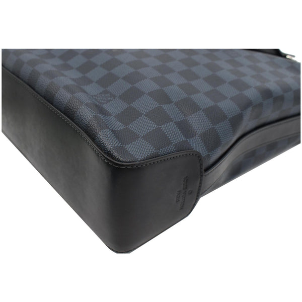 preloved Lv Greenwich Damier Cobalt Tote Bag - bottom point