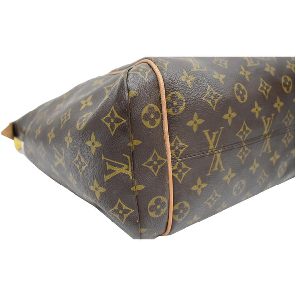 LOUIS VUITTON Totally MM Monogram Canvas Shoulder Bag Brown