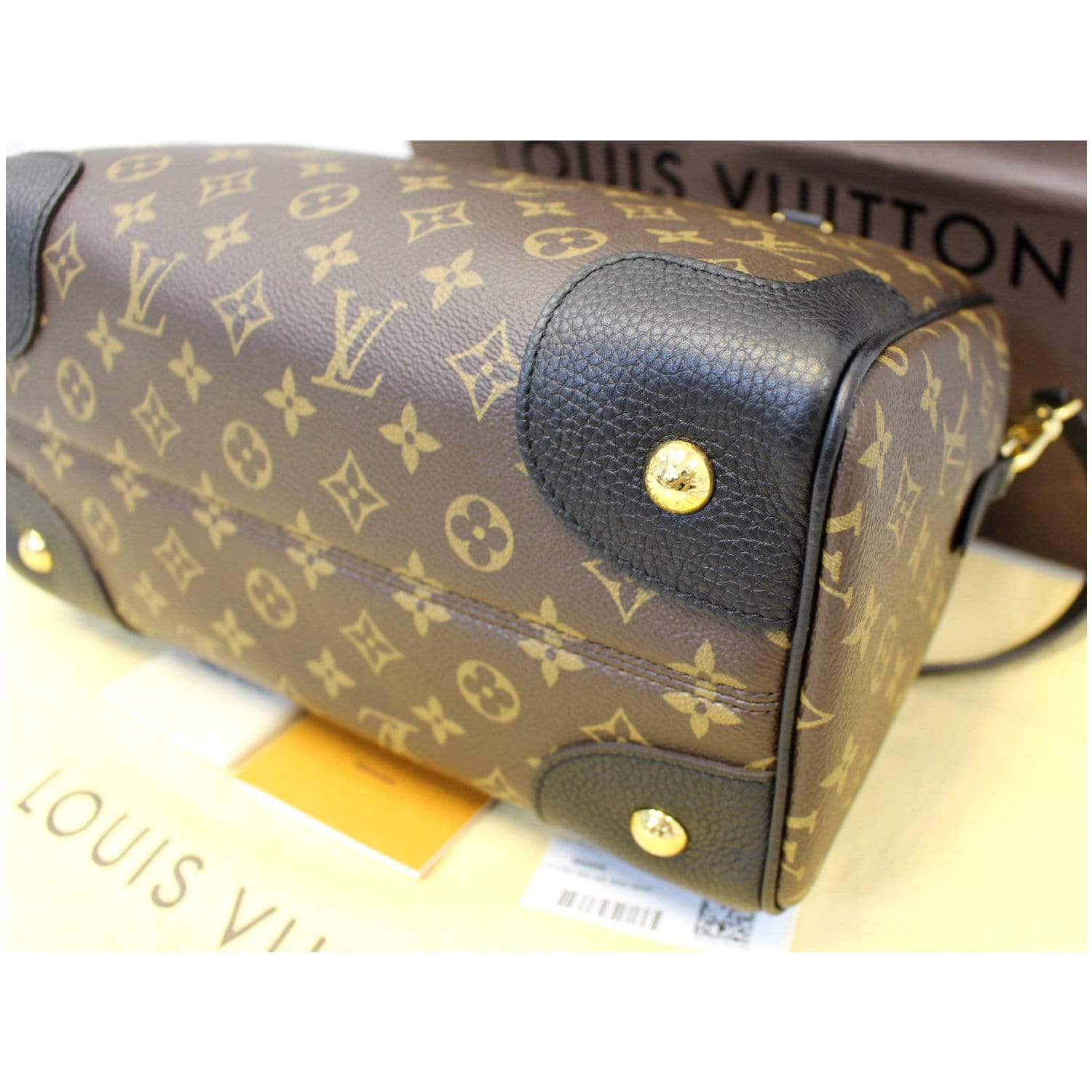 Louis Vuitton Retiro NM Noir Authentic, Luxury, Bags & Wallets on Carousell