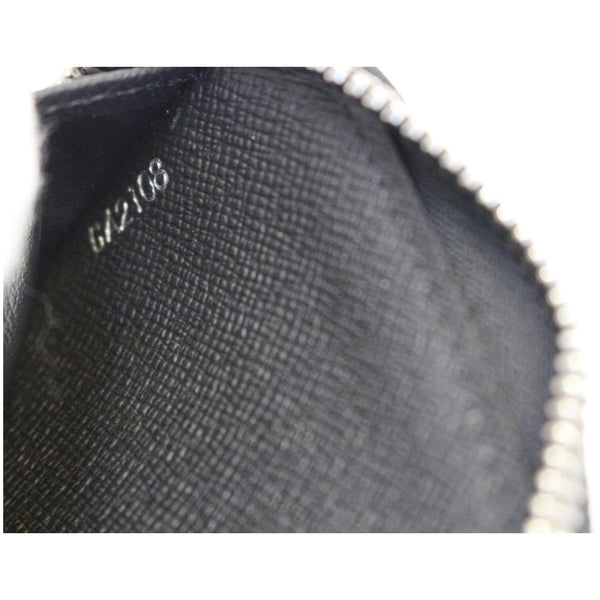 Louis Vuitton Zippy Wallet Organizer Taiga Leather Black - exterior