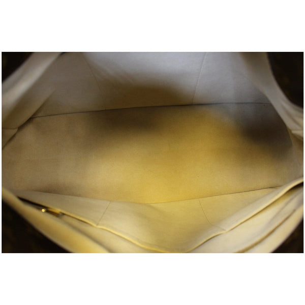 Louis Vuitton Artsy MM Monogram Bag - interior