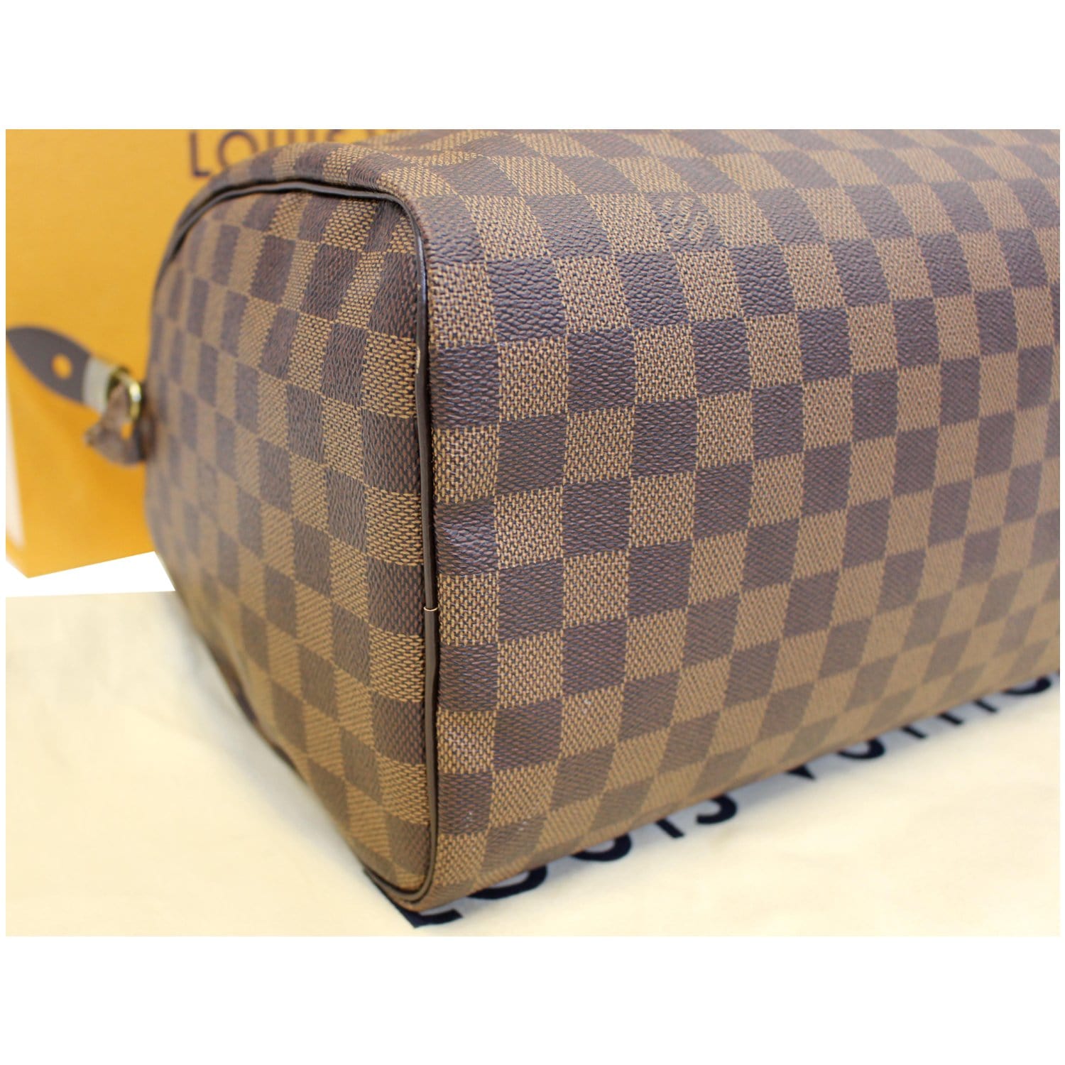 Speedy leather handbag Louis Vuitton Brown in Leather - 32530258